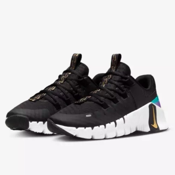 NWOB Nike Free Metcon 5 Fireberry Gold Black. New Without Box. Women’s Size 9.5 - Picture 2 of 10